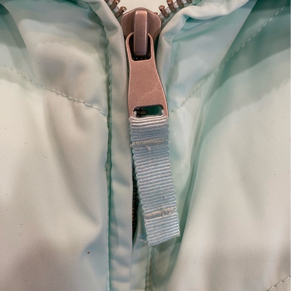 Talbots Aqua Down Puffer Vest with Removable Faux Fur Collar - Picture 8 of 9